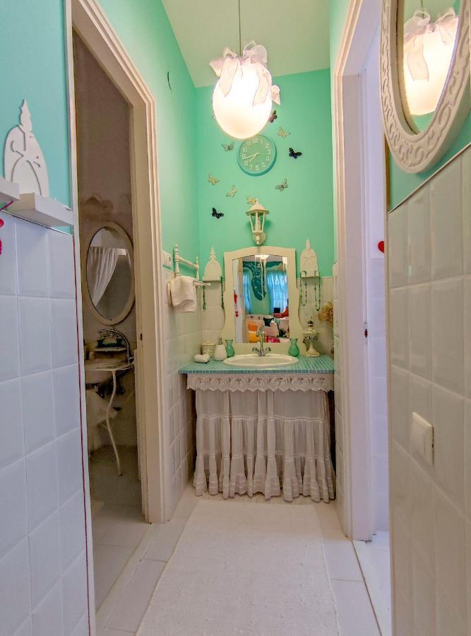 Hotel Fehér Tulipán Apartman Debrecen Esterno foto