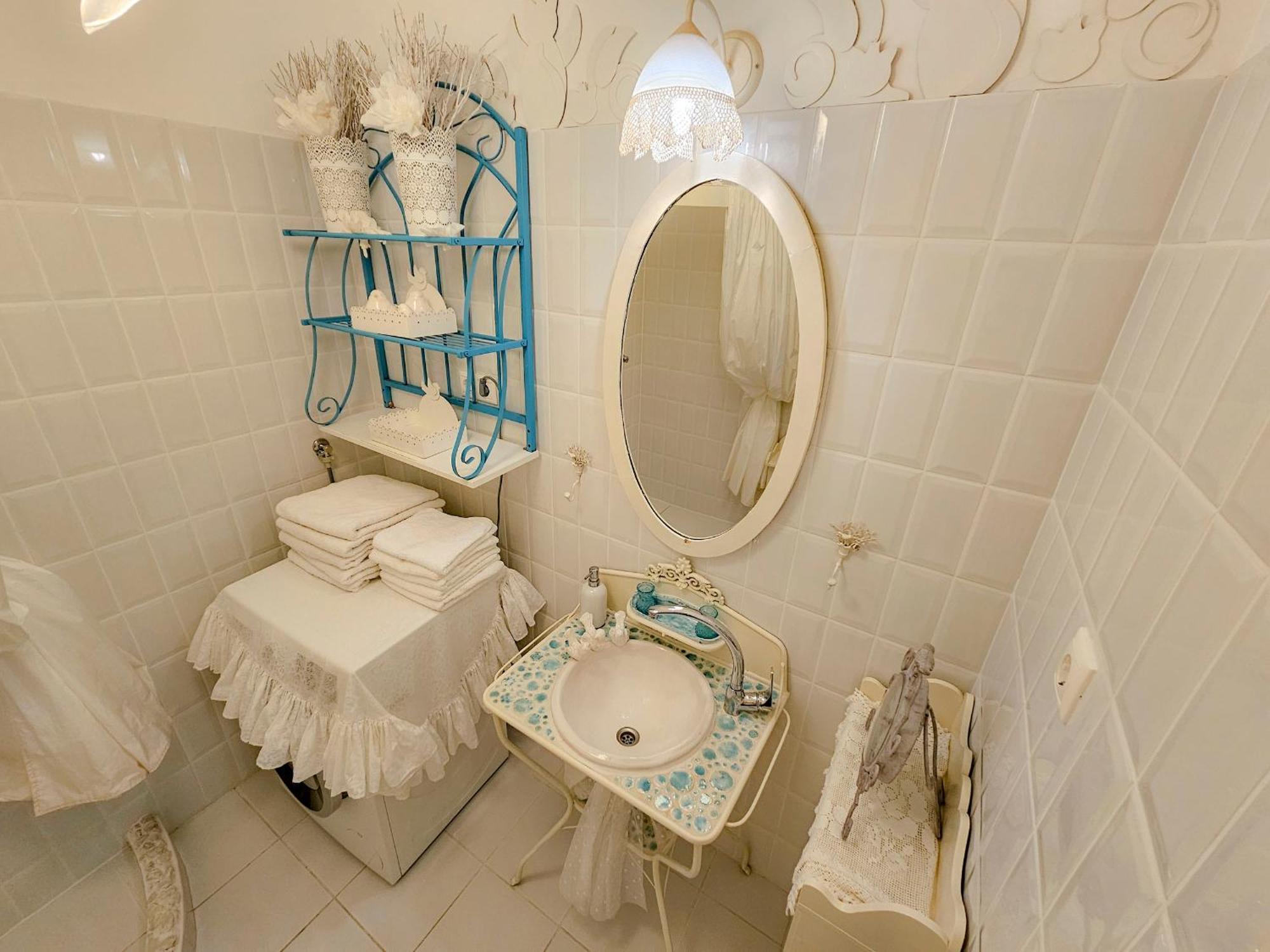 Hotel Fehér Tulipán Apartman Debrecen Esterno foto