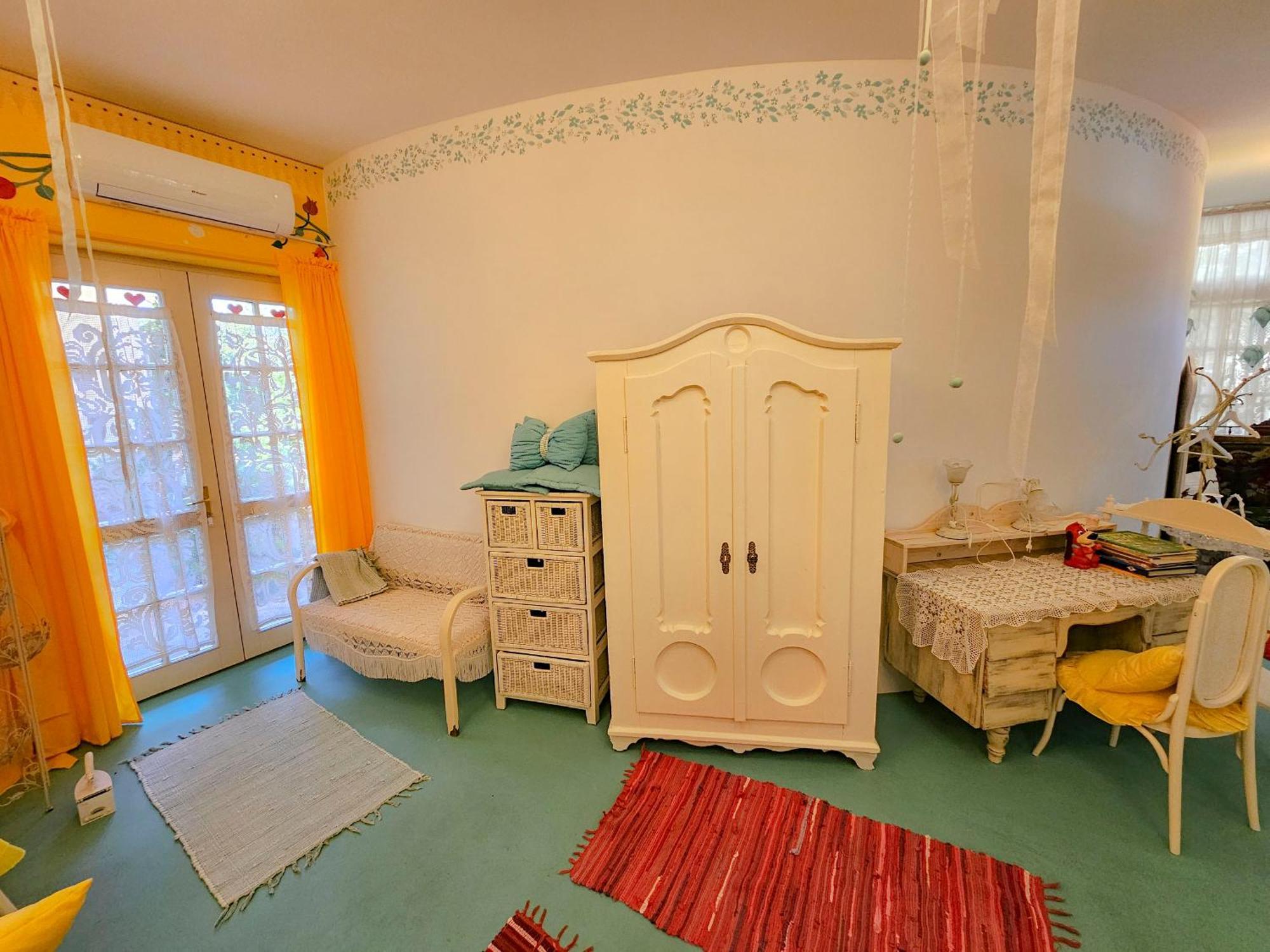 Hotel Fehér Tulipán Apartman Debrecen Esterno foto